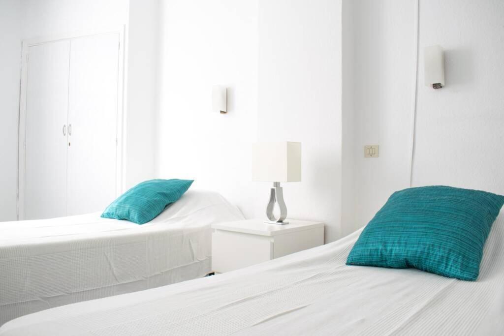 Guayero, Bel Appartement A 50M De La Mer Лос Кристианос Екстериор снимка