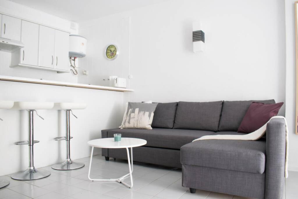 Guayero, Bel Appartement A 50M De La Mer Лос Кристианос Екстериор снимка