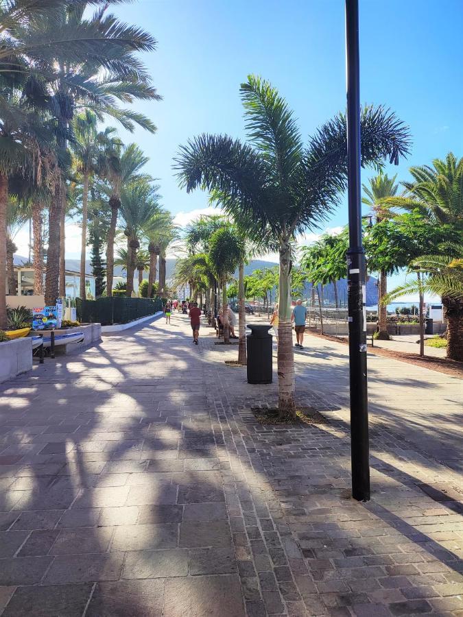 Guayero, Bel Appartement A 50M De La Mer Лос Кристианос Екстериор снимка